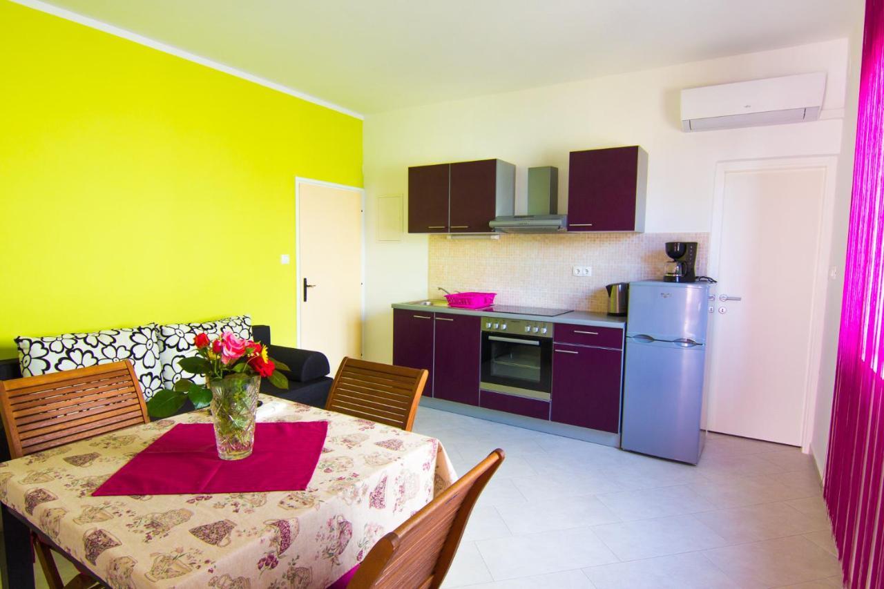 Apartment Kirby Krk Town Extérieur photo