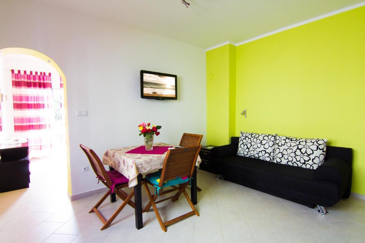 Apartment Kirby Krk Town Extérieur photo